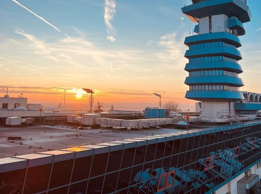 mandrescu aeroport